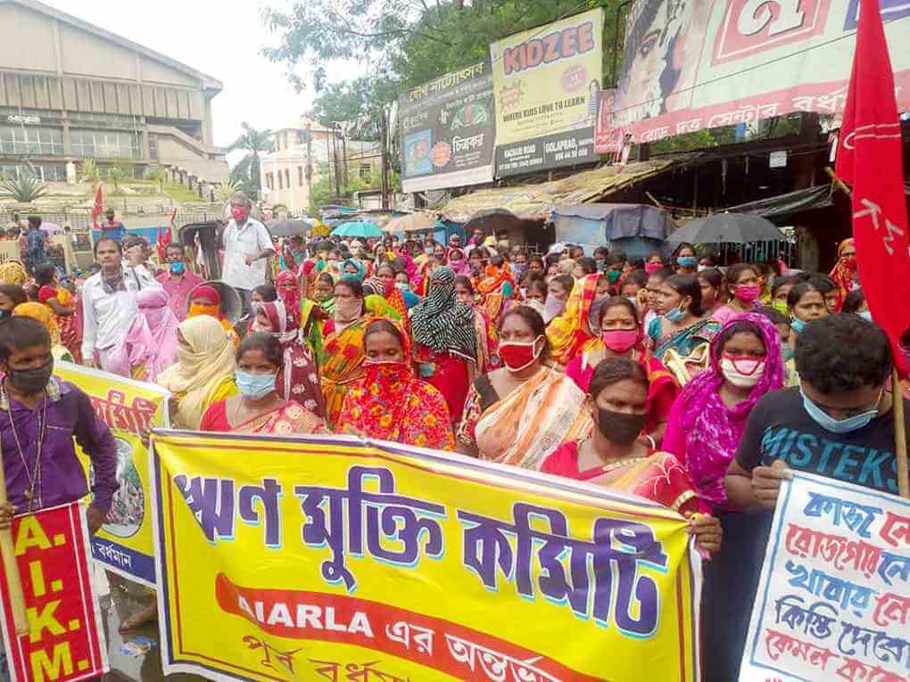জেলাশাসক দপ্তর অভিযান, মিছিল, বিক্ষোভে হাজার হাজার মহিলা রাজ্যজুড়ে রাজপথে