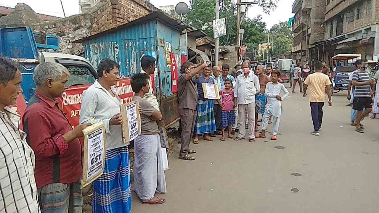 কামারহাটি-বেলঘরিয়ায় শ্রমিক-কৃষকের দাবিতে কর্মসূচি