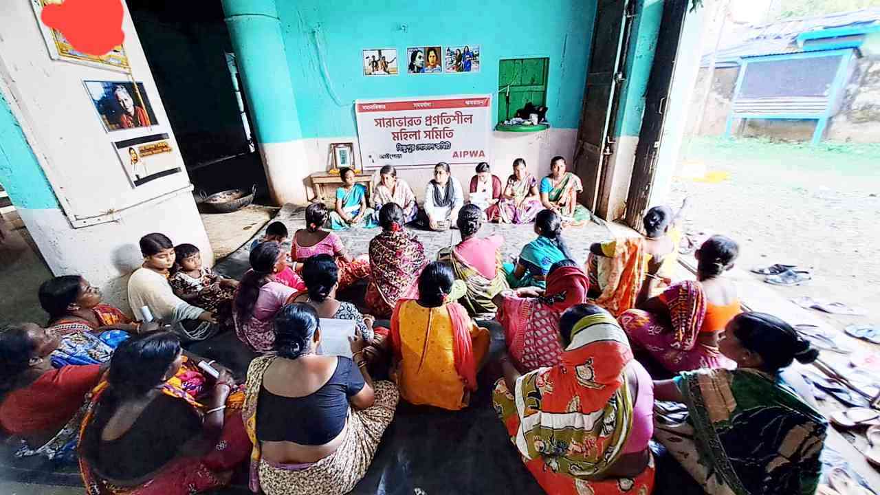 বাঁকুড়ার বিষ্ণুপুরে মহিলা সমিতির সম্মেলন