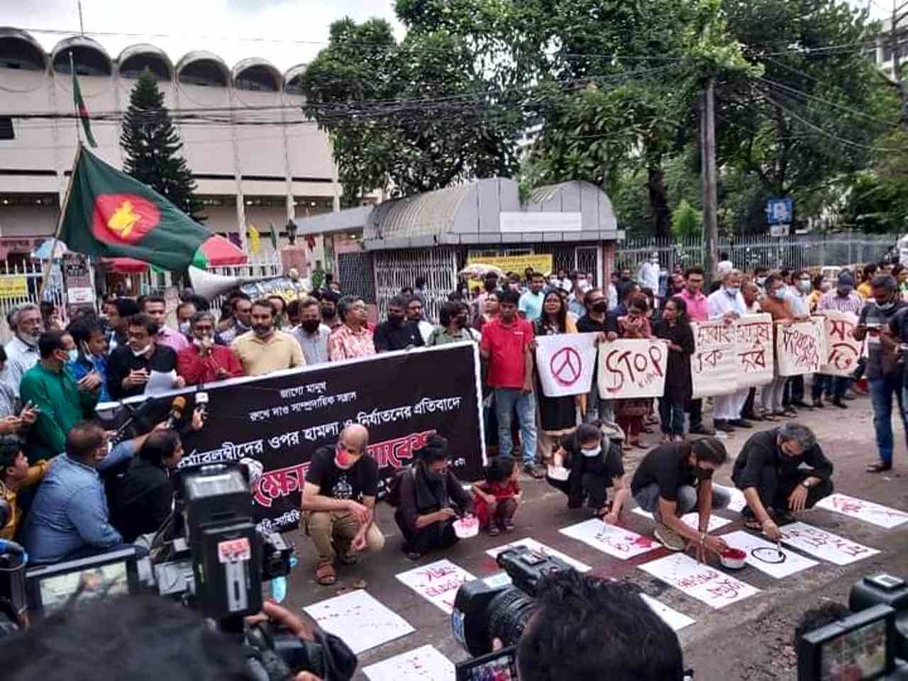 সাম্প্রদায়িক সহিংসতা : বাংলাদেশের কবি-সাহিত্যিকদের উদ্বেগ ও প্রস্তাব