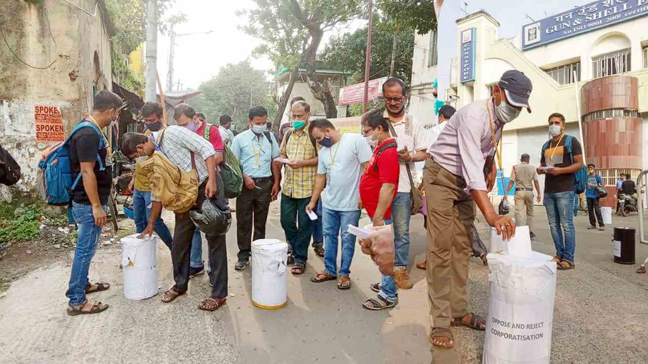 কাশীপুর গান শেল ফ্যাক্টরীতে গণভোট