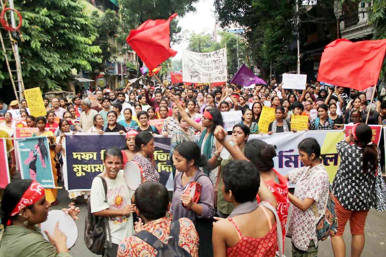 নতুন আরম্ভের লক্ষ্যে জাগ্রত জনপদ রাজপথ