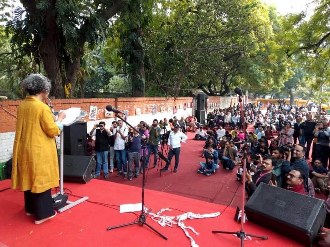 দেশে করোনার ভারতীয় সংস্করণ: অরুন্ধতী