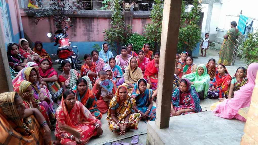 ঋণ মুক্তির আন্দোলনসংগঠিত করার উদ্যোগ এগিয়ে চলেছে