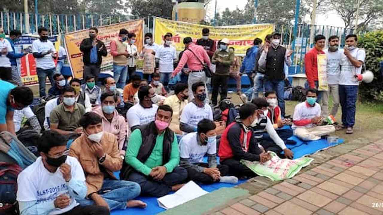 অপেক্ষমান সমস্ত এসএসসি প্রার্থীদের নিয়োগ করতে হবে