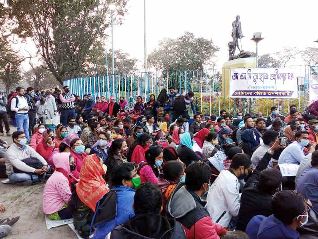 এসএসসি আন্দোলনকারীদের মিছিল ও গ্রেপ্তার