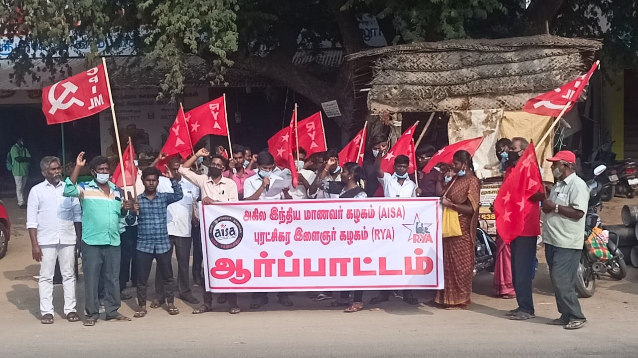 $articleData->title